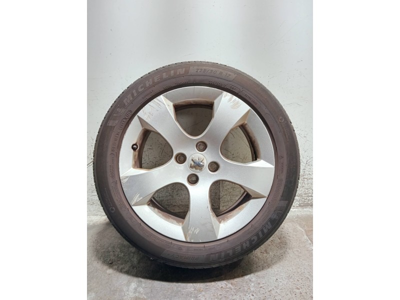 Recambio de juego llantas para peugeot 3008 referencia OEM IAM   225 / 50 / 17