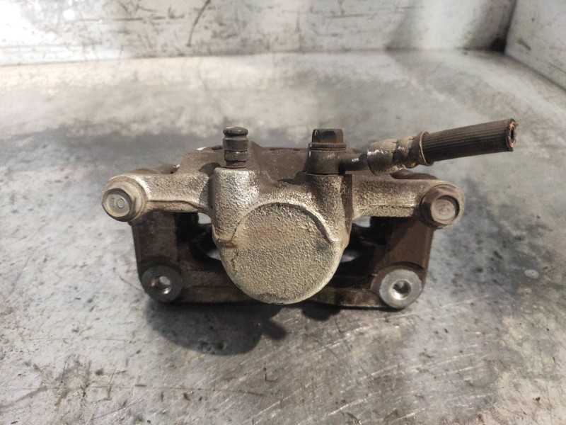 Recambio de pinza freno trasera derecha para hyundai santa fe (bm) 2.2 crdi style 4x4 referencia OEM IAM   583112BA20
