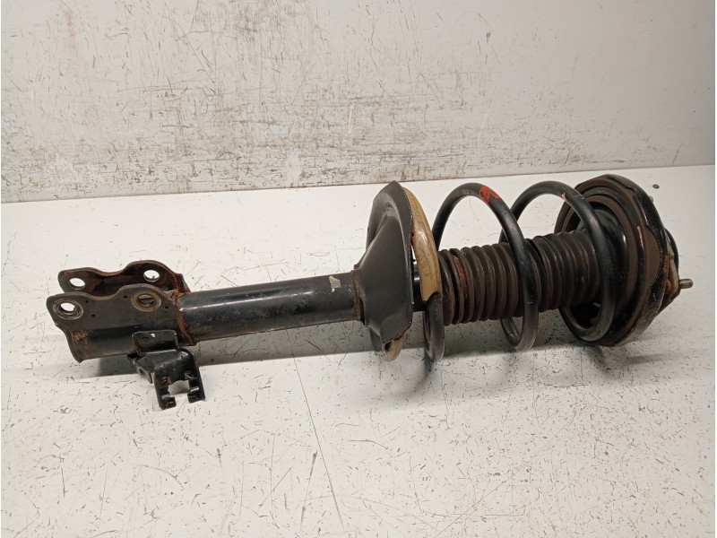 Recambio de amortiguador delantero derecho para nissan x-trail (t30) referencia OEM IAM 543028H700  