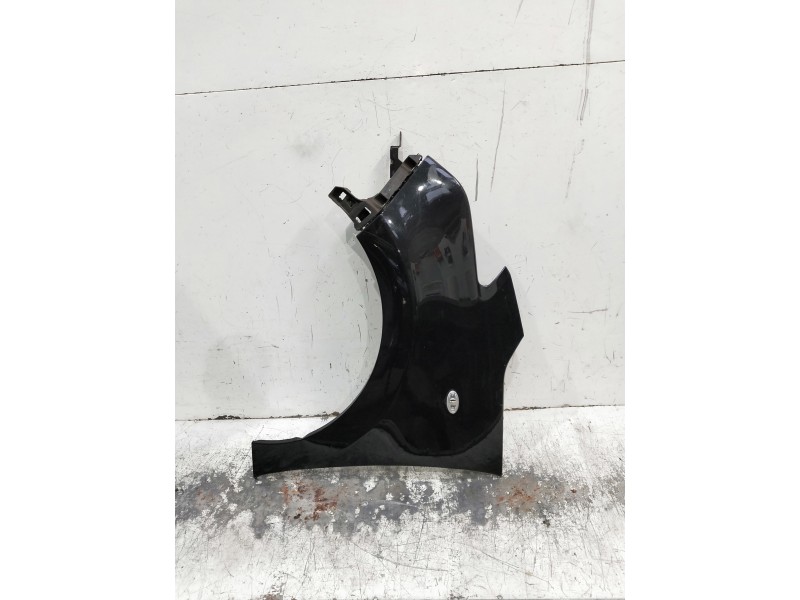 Recambio de aleta delantera izquierda para citroen c3 picasso referencia OEM IAM   