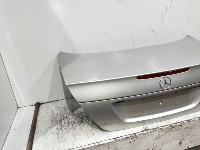 Recambio de tapa maletero para mercedes clase e (w211) berlina referencia OEM IAM   