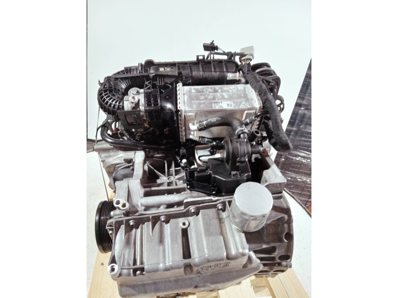 Recambio de motor completo para volkswagen golf viii lim. (cd1) referencia OEM IAM DPC 521388 