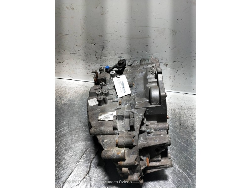 Recambio de caja cambios para volvo v40 familiar 1.9 turbodiesel referencia OEM IAM T120336 M56L2 P30016072