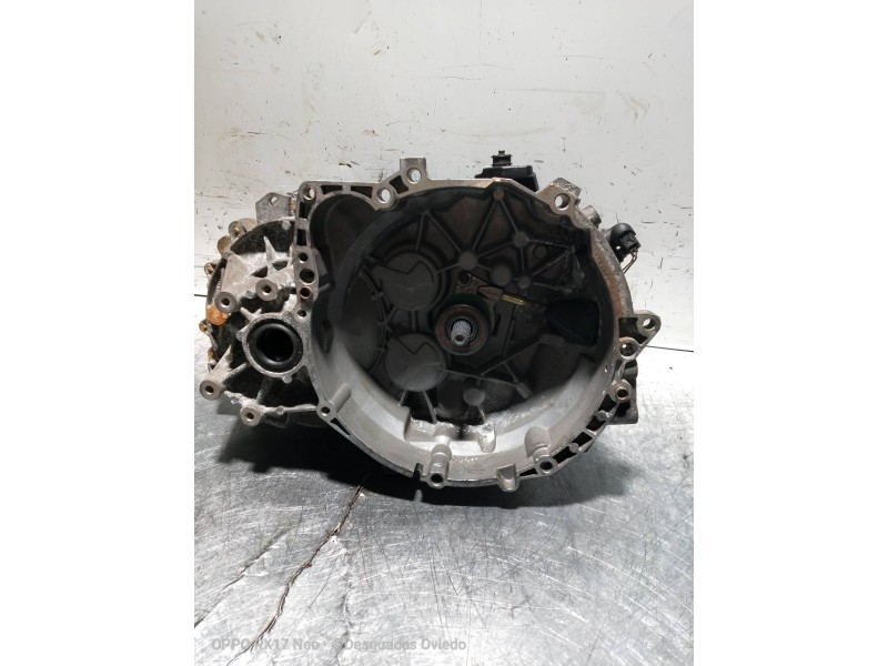 Recambio de caja cambios para volvo v40 familiar 1.9 turbodiesel referencia OEM IAM T120336 M56L2 P30016072