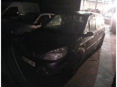 renault scenic ii del año 2004