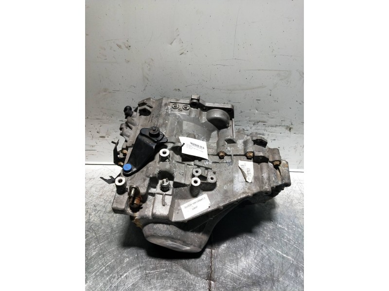Recambio de caja cambios para volvo v40 familiar 1.9 turbodiesel referencia OEM IAM T120336 M56L2 P30016072