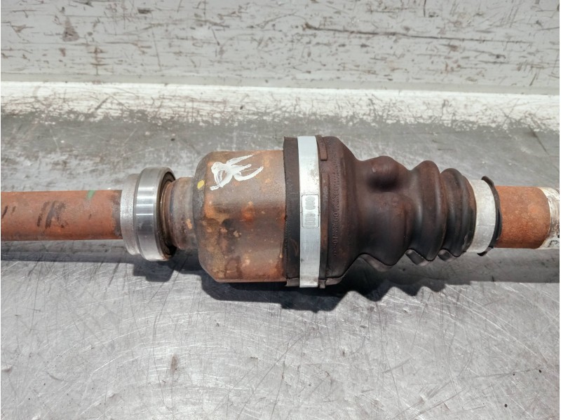 Recambio de transmision delantera derecha para citroen c3 picasso referencia OEM IAM 9656135080 8NN22 