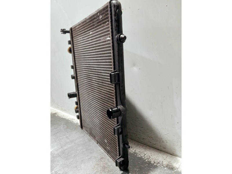 Recambio de radiador agua para citroen c3 picasso referencia OEM IAM 9685852680  