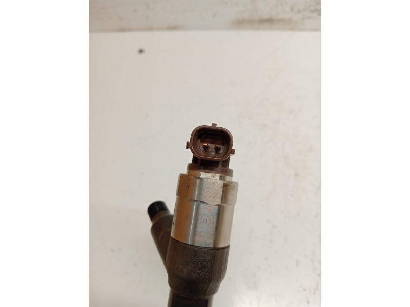 Recambio de inyector para opel astra k lim. 5türig referencia OEM IAM 55578075  DENSO