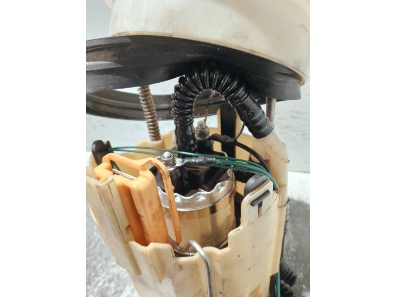 Recambio de bomba combustible para mercedes clase e (w211) berlina referencia OEM IAM A2114701894 0580303029 