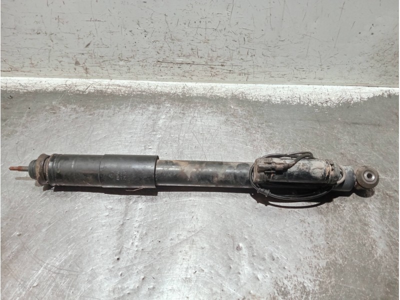 Recambio de amortiguador trasero derecho para mercedes clase e (w211) berlina referencia OEM IAM A2113260100  