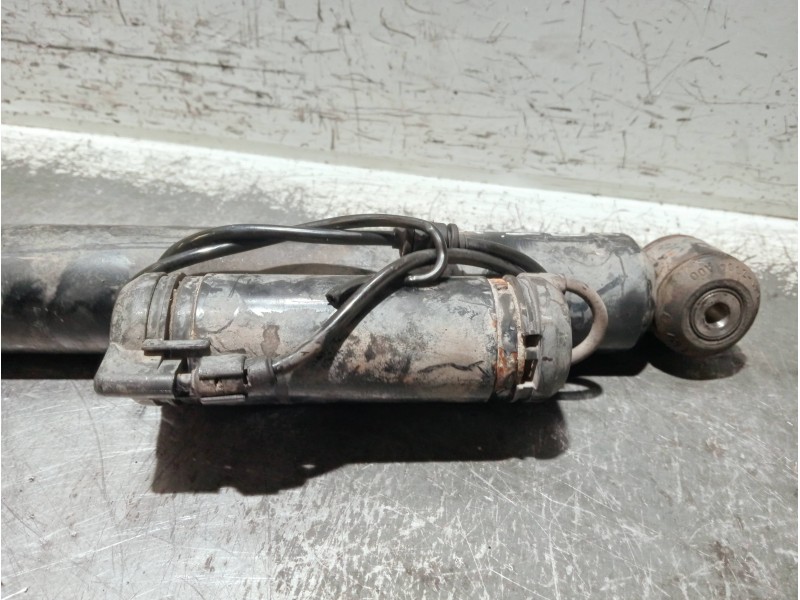 Recambio de amortiguador trasero derecho para mercedes clase e (w211) berlina referencia OEM IAM A2113260100  