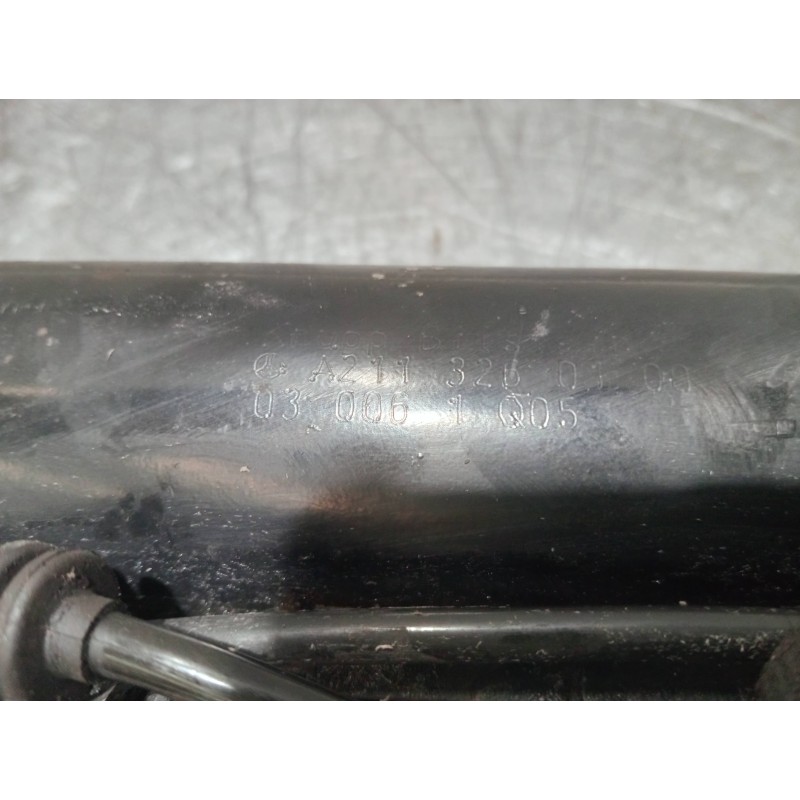 Recambio de amortiguador trasero derecho para mercedes clase e (w211) berlina referencia OEM IAM A2113260100  