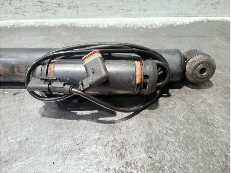 Recambio de amortiguador trasero izquierdo para mercedes clase e (w211) berlina referencia OEM IAM A2113260100  