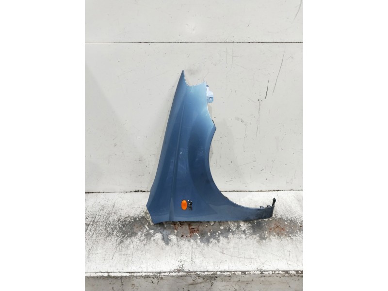 Recambio de aleta delantera derecha para daewoo kalos referencia OEM IAM   