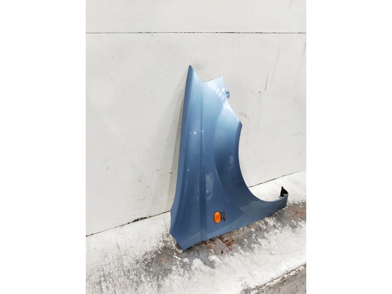 Recambio de aleta delantera derecha para daewoo kalos referencia OEM IAM   