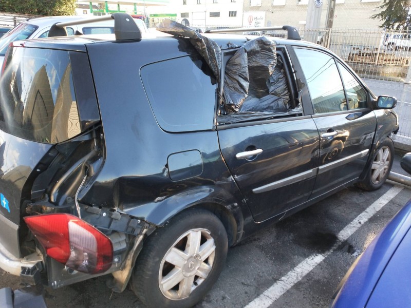 renault scenic ii del año 2004