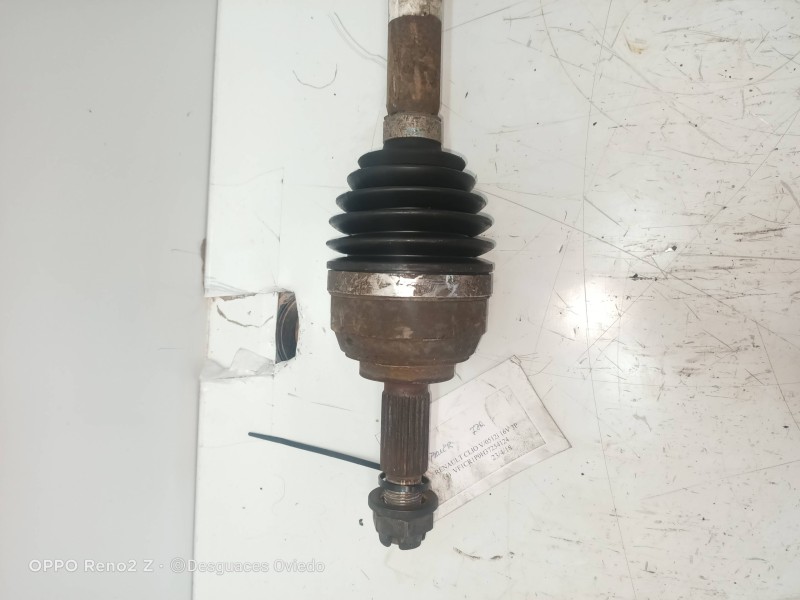 Recambio de transmision delantera izquierda para renault clio iii 1.2 16v referencia OEM IAM 8200559377  