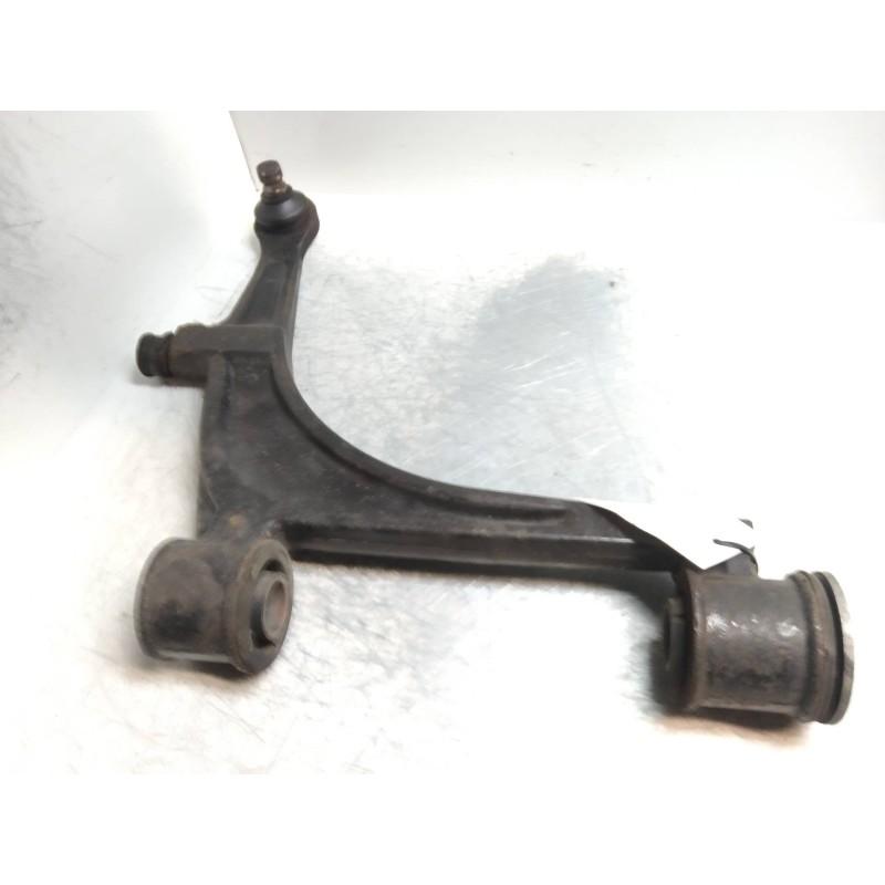 Recambio de brazo suspension inferior delantero derecho para opel movano furgón corto 2.8t referencia OEM IAM   