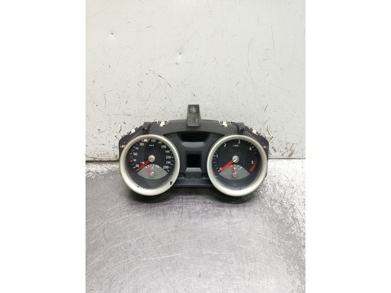 Recambio de cuadro instrumentos para renault megane ii berlina 5p referencia OEM IAM 8200399700B  