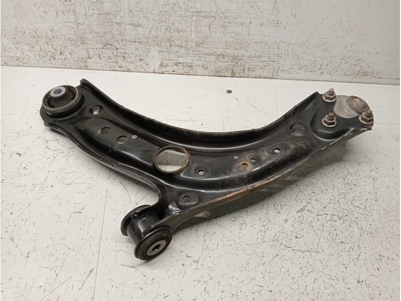 Recambio de brazo suspension inferior delantero derecho para volkswagen golf viii lim. (cd1) referencia OEM IAM 5Q0407152AC  