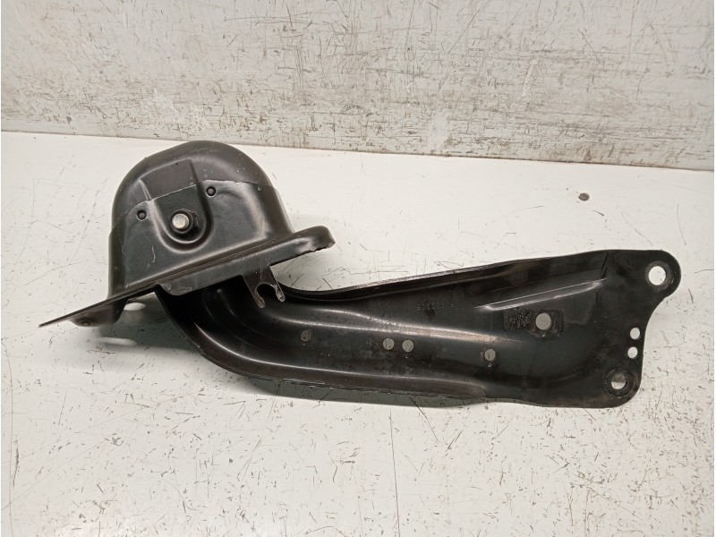 Recambio de brazo suspension superior trasero derecho para volkswagen golf viii lim. (cd1) referencia OEM IAM 5Q0505226C  