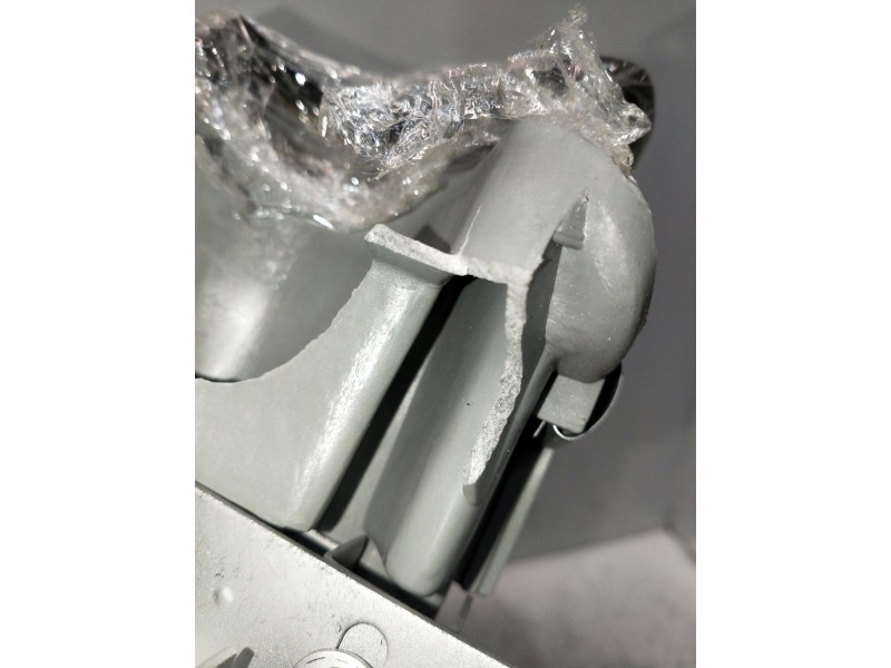 Recambio de faro izquierdo para ford mondeo berlina (gd) referencia OEM IAM   PATILLA ROTA