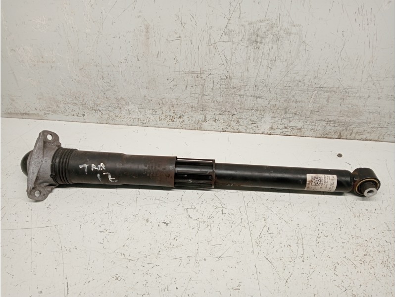 Recambio de amortiguador trasero izquierdo para volkswagen golf viii lim. (cd1) referencia OEM IAM 5WA512011CN  