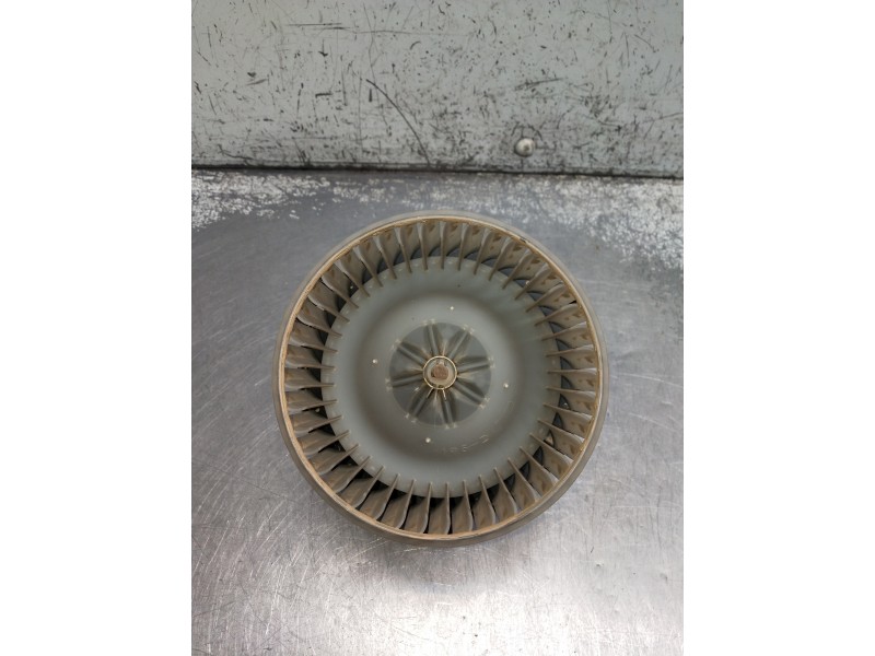 Recambio de motor calefaccion para mitsubishi montero (v60/v70) referencia OEM IAM 1940005102  