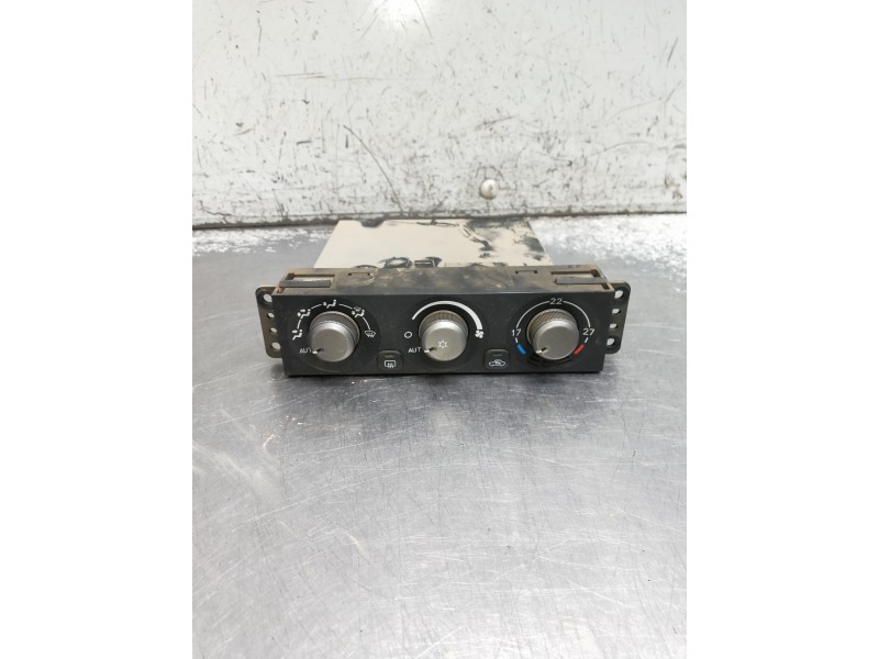 Recambio de mando calefaccion / aire acondicionado para mitsubishi montero (v60/v70) referencia OEM IAM 1465700022 MR958005 