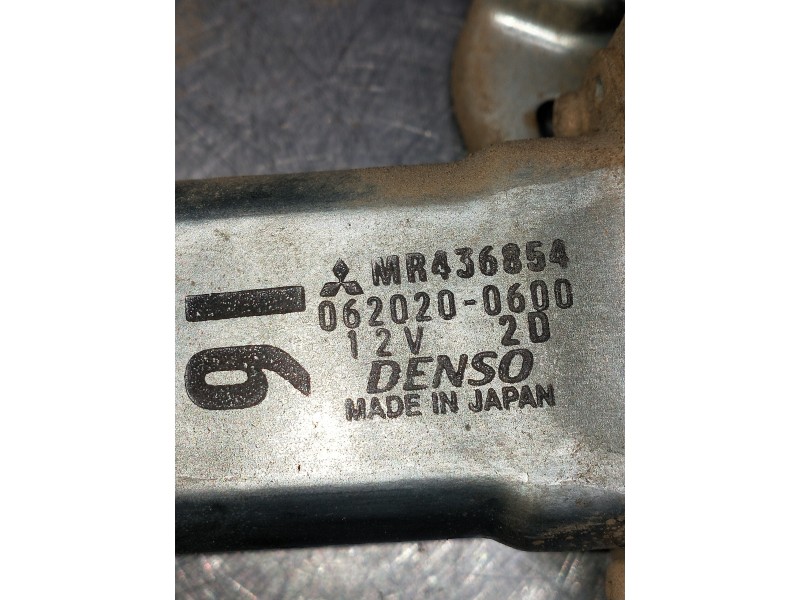 Recambio de elevalunas delantero derecho para mitsubishi montero (v60/v70) referencia OEM IAM MR436854 0680800600 3P
