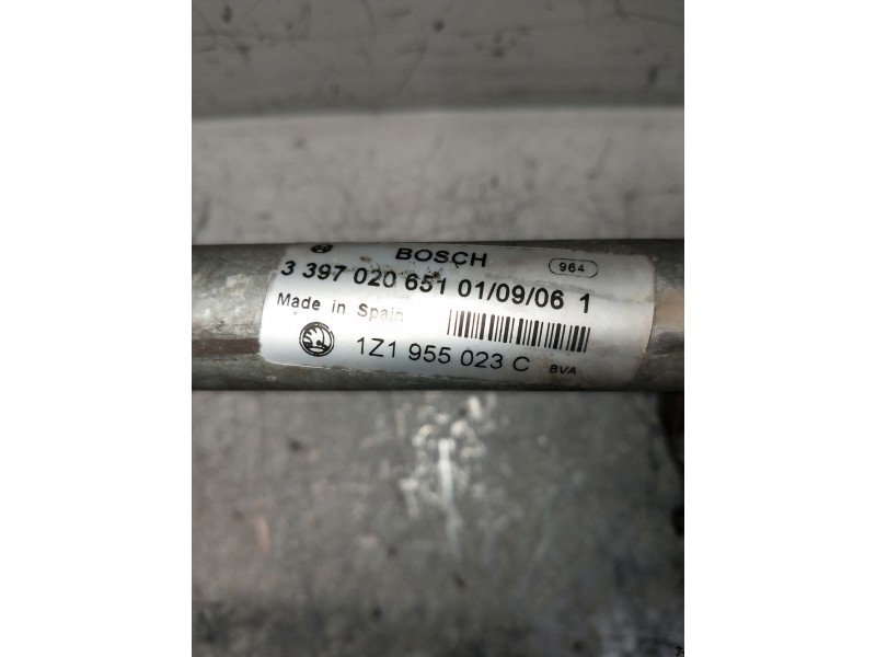 Recambio de motor limpia delantero para skoda octavia berlina (1z3) referencia OEM IAM 1Z1955023C  