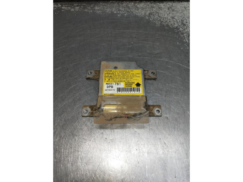 Recambio de centralita airbag para mitsubishi montero (v60/v70) referencia OEM IAM MR551781  