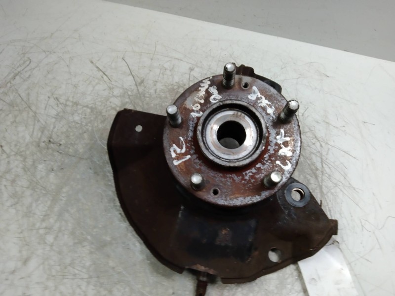 Recambio de mangueta delantera izquierda para kia carens (un) 2.0 crdi referencia OEM IAM   