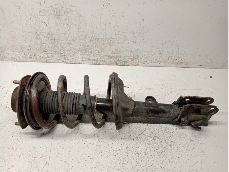 Recambio de amortiguador delantero izquierdo para hyundai tucson (jm) referencia OEM IAM 546512E500  