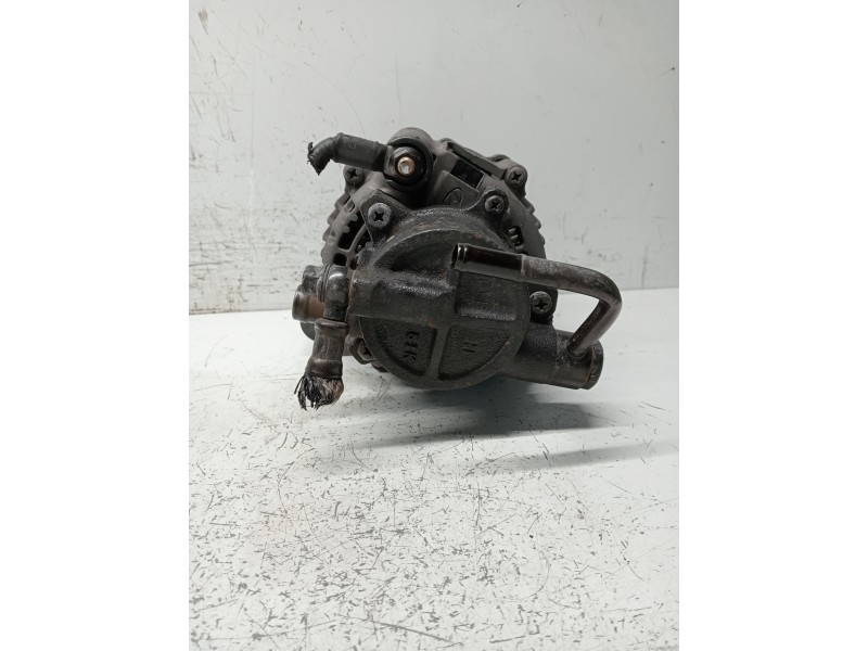Recambio de alternador para hyundai tucson (jm) referencia OEM IAM   
