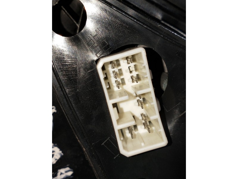 Recambio de retrovisor derecho para daewoo evanda referencia OEM IAM ELÉCTRICO 1 ENCHUFE 11 PINES