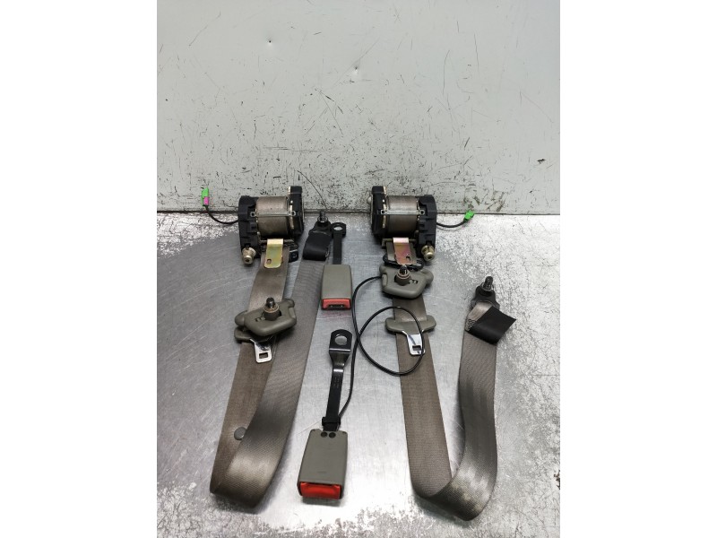 Recambio de juego cinturones delantero para daewoo evanda referencia OEM IAM   4P