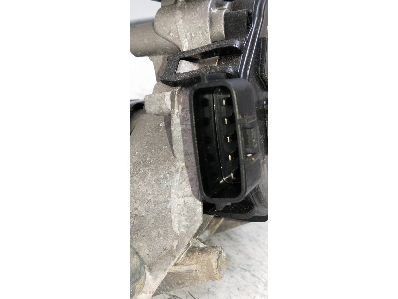 Recambio de motor limpia delantero para dacia sandero comfort referencia OEM IAM 288009321R W000031629 