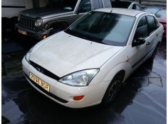 ford focus berlina (cak) del año 2001