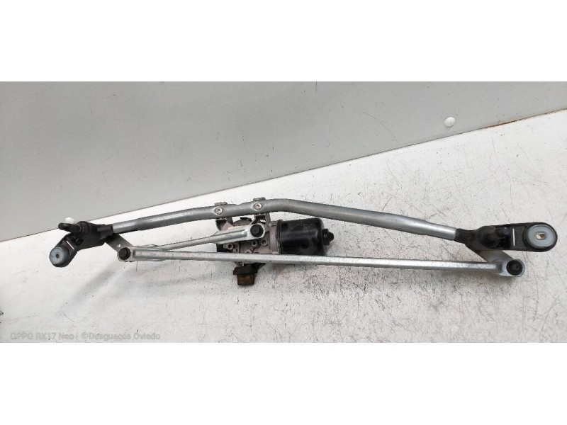 Recambio de motor limpia delantero para dacia sandero comfort referencia OEM IAM 288009321R W000031629 