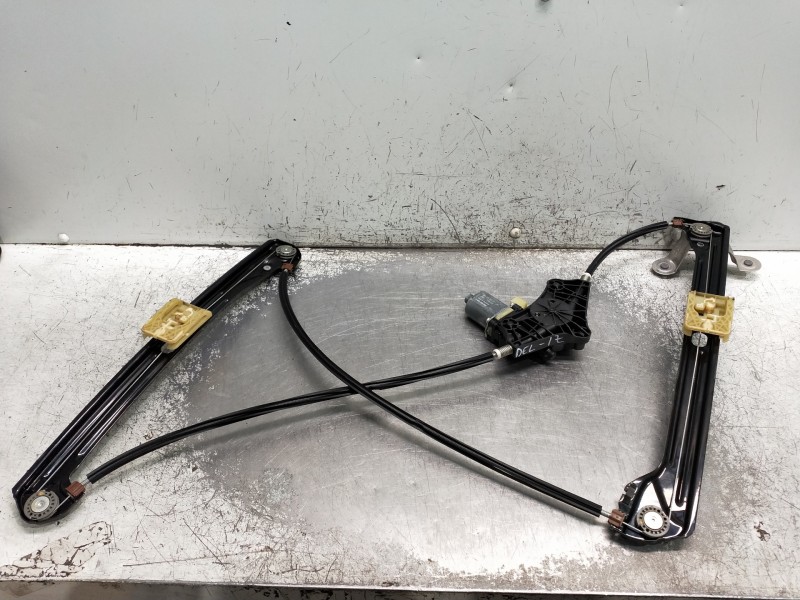 Recambio de elevalunas delantero izquierdo para volkswagen golf vii lim. 2.0 tsi referencia OEM IAM 5G3837461H  3P