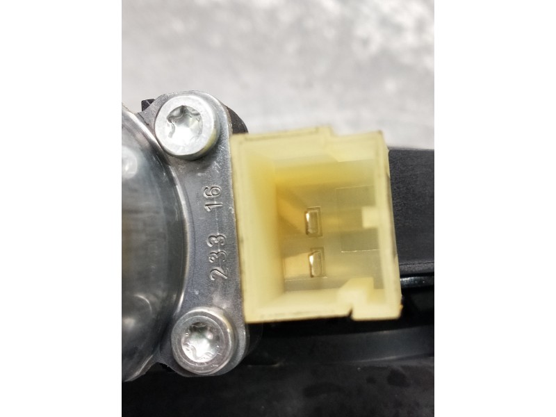 Recambio de elevalunas delantero izquierdo para volkswagen golf vii lim. 2.0 tsi referencia OEM IAM 5G3837461H  3P