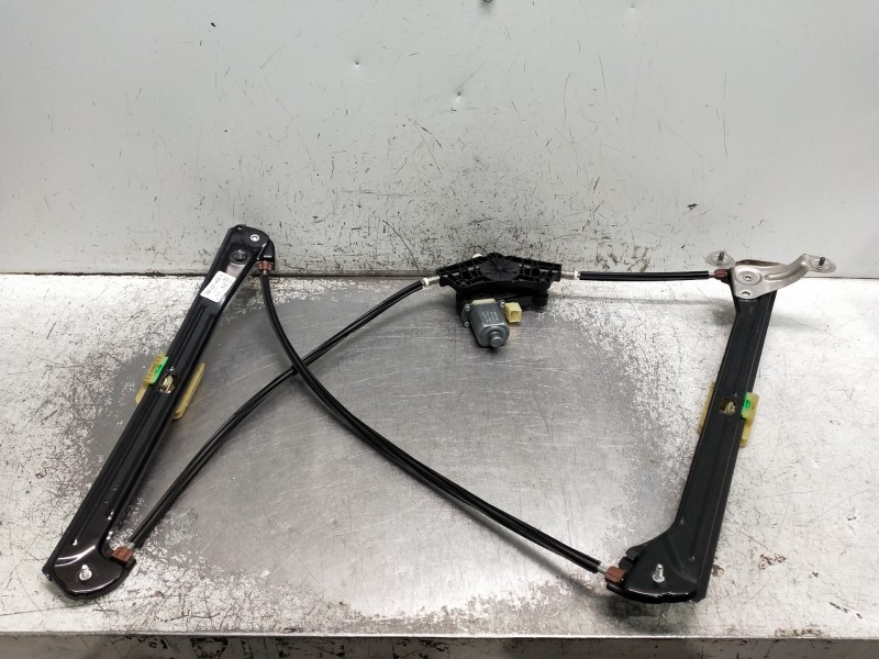 Recambio de elevalunas delantero derecho para volkswagen golf vii lim. 2.0 tsi referencia OEM IAM 5G3837462H  3P