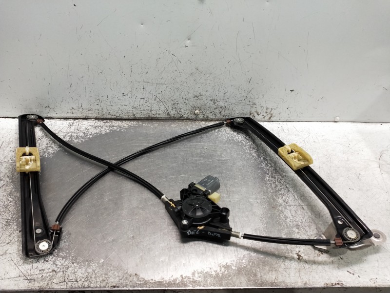 Recambio de elevalunas delantero derecho para volkswagen golf vii lim. 2.0 tsi referencia OEM IAM 5G3837462H  3P