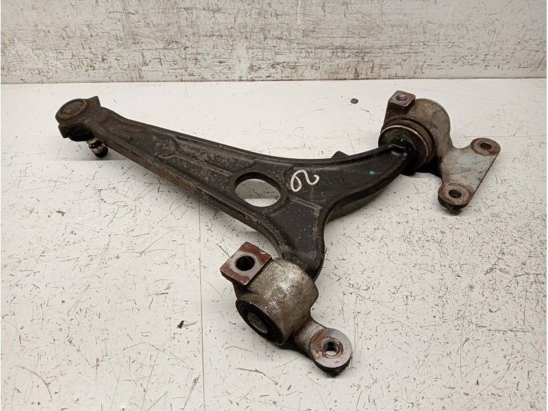 Recambio de brazo suspension inferior delantero izquierdo para peugeot expert kasten furg. referencia OEM IAM   