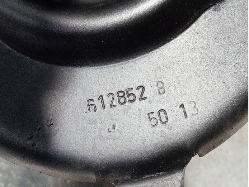 Recambio de amortiguador delantero derecho para citroen berlingo cuadro referencia OEM IAM 9684108680 612852B 824904003913