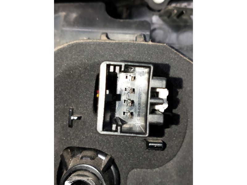 Recambio de piloto trasero izquierdo para volkswagen golf vii lim. 2.0 tsi referencia OEM IAM 5G0945207  