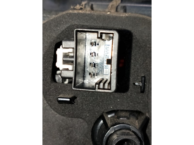 Recambio de piloto trasero derecho para volkswagen golf vii lim. 2.0 tsi referencia OEM IAM 5G0945208  