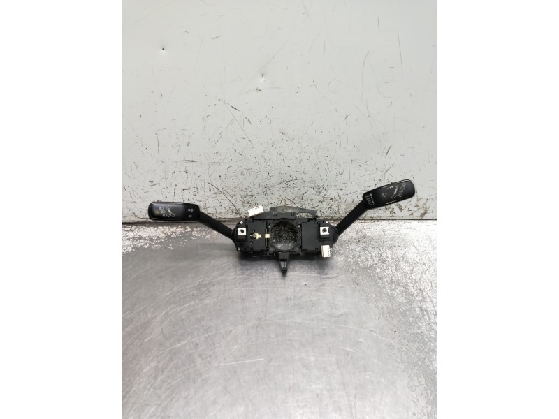 Recambio de mando luces para volkswagen golf vii lim. 2.0 tsi referencia OEM IAM 5Q0953507FT  